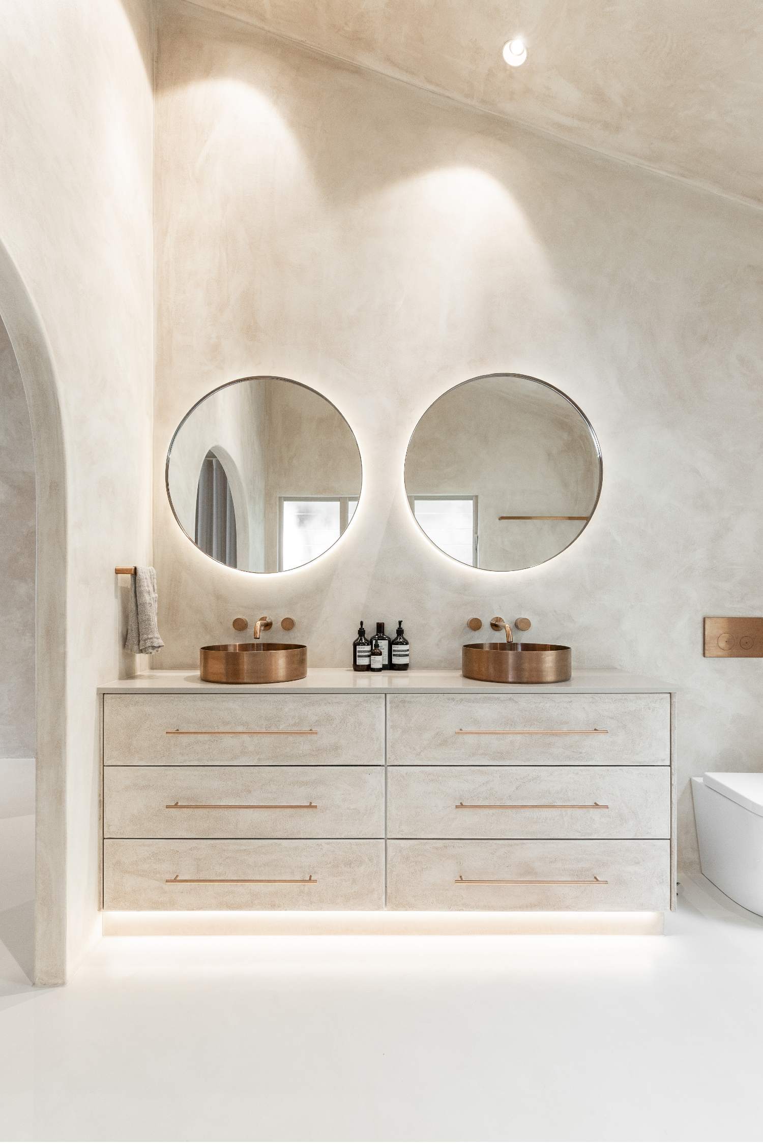 Ensuite1