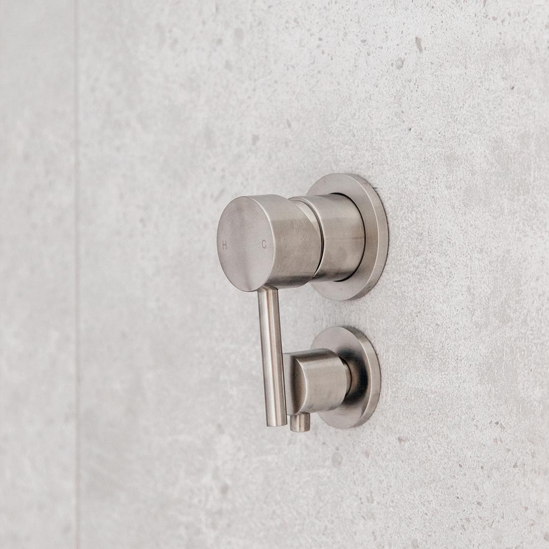 elysian-shower-diverter-bn-01-web-1-1-2-1-1-1